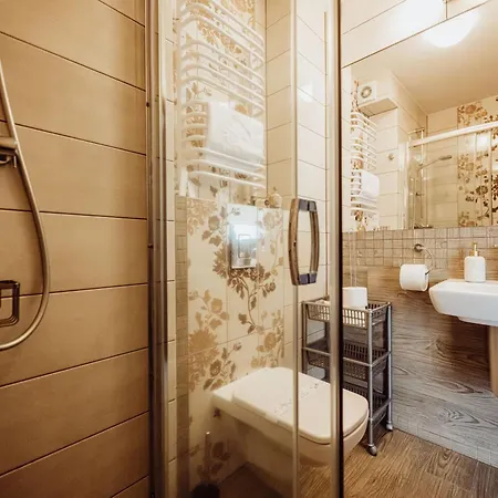 מלון Na Skarpie שצ'קלארסקה פוראובה